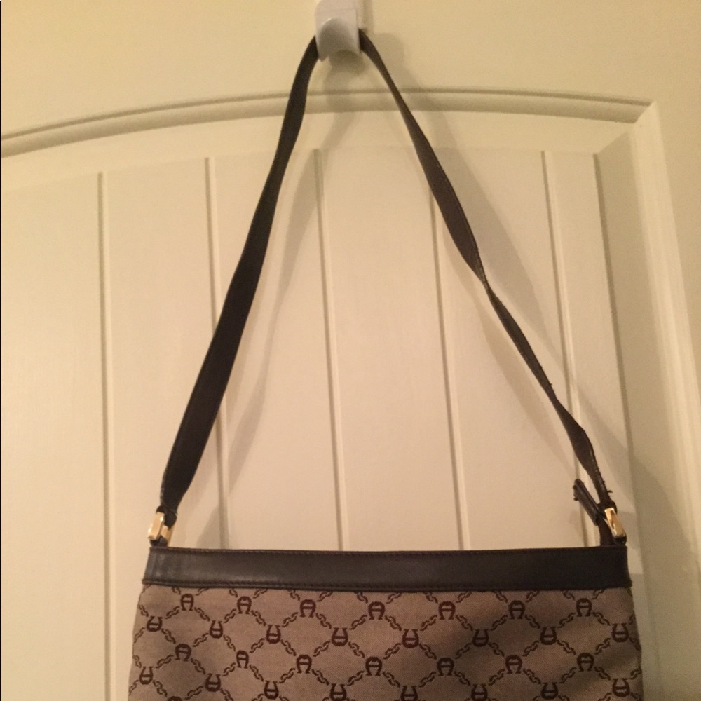 Etienne Aigner pocketbook
